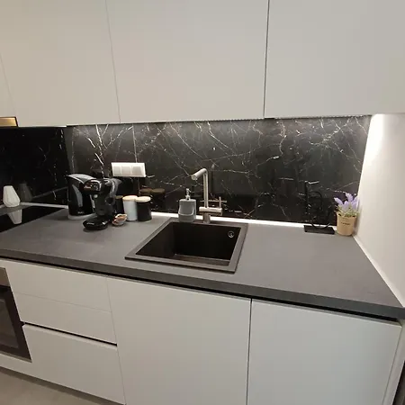 Platanos No1 Apartment *